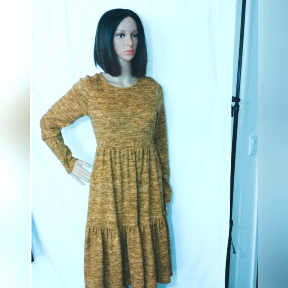 RIAH Fashion medium dress